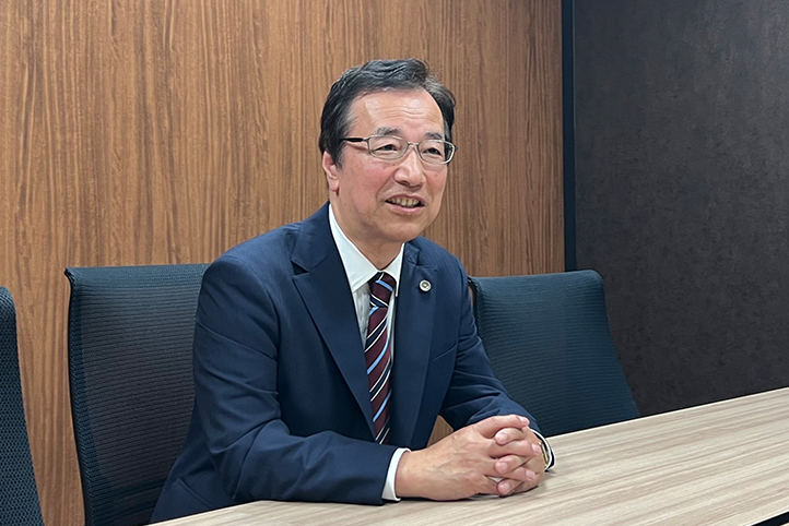 弁護士　池村 和朗